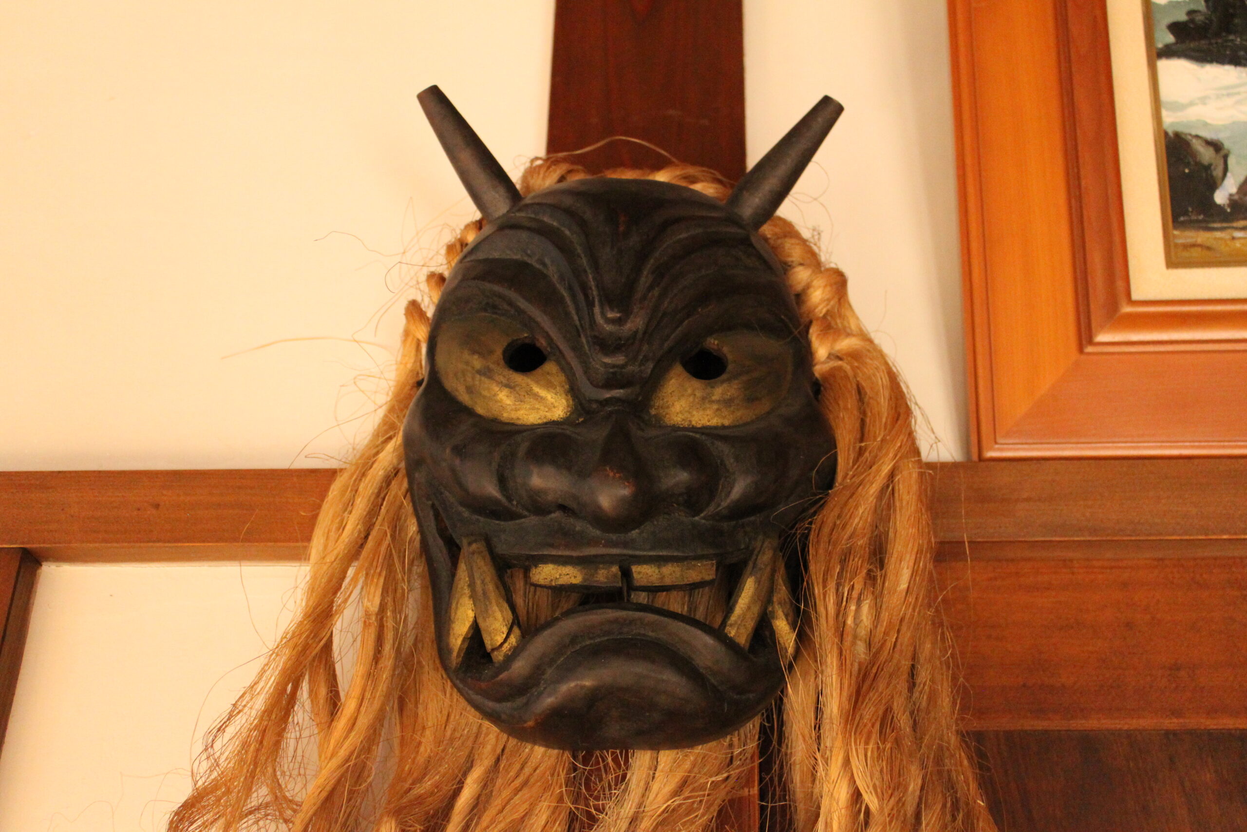 A photo of an oni mask.