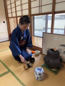 A photo of a tea ceremony.